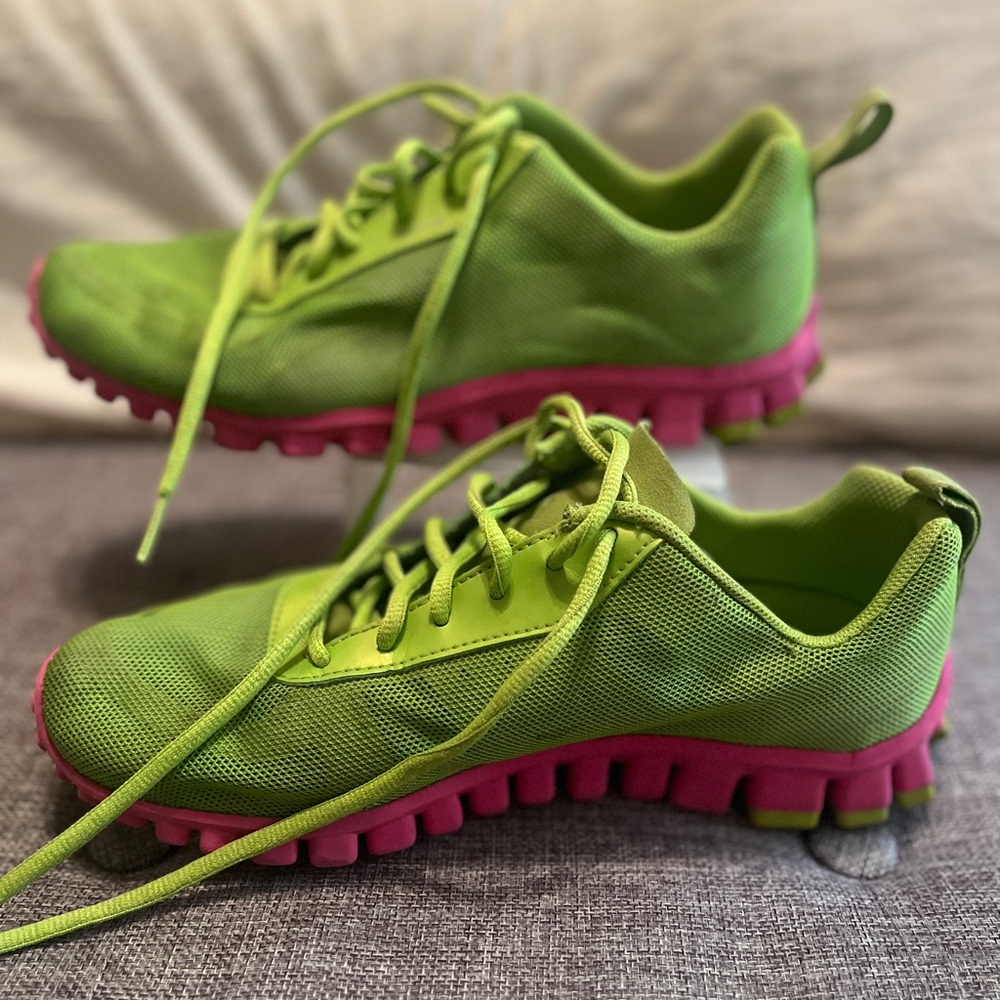 Women’s Reebok Realflex Vibrant Green and Pink Athletic Shoes